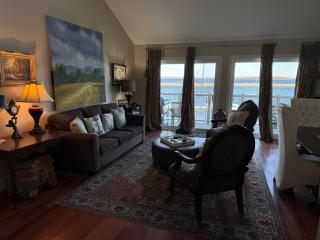 Oceanfront Luxury Magical Views Sunset and Sunrise - Western Shore - 0