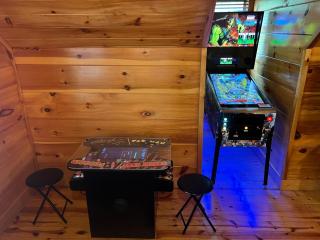Awesome Adventures is a luxury dog-friendly cabin in the Smokies perfect for you and your family! - Sevierville - 8