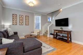 Bigfoot: Dog Friendly and Private Hot Tub - 2