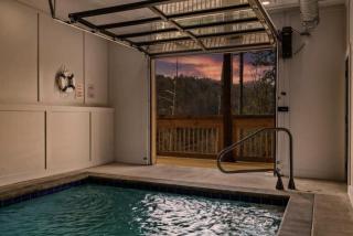 Rainbow Ridge A Luxurious 4 bed cabin private pool hot tub game room theater - 3