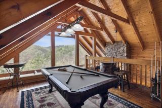Sharp Dressed Bear is an Amenity Packed 4 Bedroom Cabin with Beautiful Views of The Smoky Mountains! - Sevierville - 5