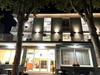 Blue Hotel - Cesenatico - 4
