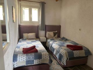 Hamre Apartments (Nicholas) - Agios Georgios Pagon - 6
