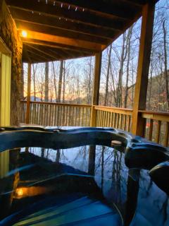 Welcome to Bearfeet Retreat a pristine cabin in a quiet corner in the heart of Wears Valley - Sevierville - 8