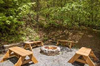 Bearadise Ridge A rustic cabin in the heart of Wears Valley just 4 miles from the GSMNP entrance - Sevierville - 7