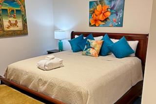 Cedarwood Getaway - Asheville - 4