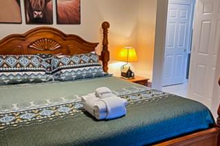Cedarwood Getaway - Asheville - 2