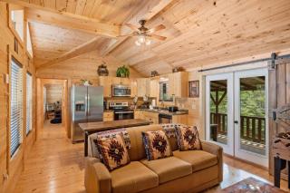 Mountain Angel is a quaint 2 bed 1 bath cabin nestled in the Sky Harbor community - 4