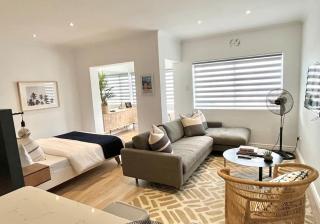 Chic City Studio With Views on Kloof Street - Cidade Do Cabo - 0