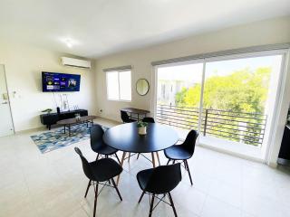 Gran depto con terraza propia, alberca y seguridad - 0