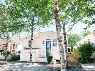 Periwinkle Cottage by Seabrook Hospitality - 7