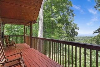 Edens Ridge is a charming two bedroom log cabin nestled in Sky Harbor minutes from town - Sevierville - 8