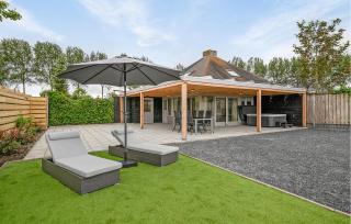 Pet Friendly Home In Stavenisse - Stavenisse - 0