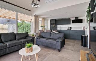 Pet Friendly Home In Stavenisse - Stavenisse - 5