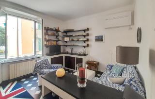 Amazing Apartment In Albissola Marina - Albissola Marina - 9