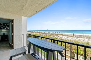 Sugar Beach Resort by Panhandle Getaways - Panama City Beach - 8