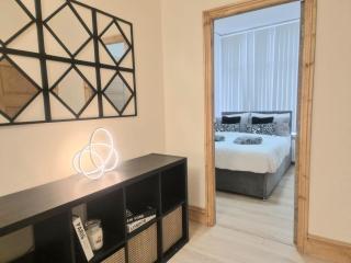 Rooms in Manchester 6 minutes Drive to Victoria Station - Manchester - 5