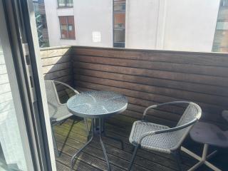 1 Bed Apartment very near to mailbox and broad street and New street station - Birmingham - 9