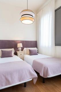 Apartamento familiar nuevo de diseño en la mejor zona de Triana, Parking included - Sevilla - 4