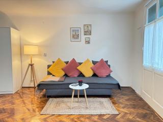 Charming Studio Ideal For Getaways or Workations In Sibiu's Medieval City Center - Sibiu - 0
