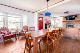 Serene Catskills Retreat with Deck - Woodbourne - 9