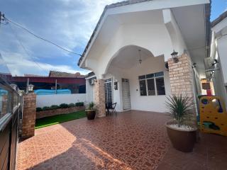 Kak Pah Homestay - Kampong Baru - 8