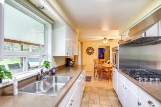 10 Mi to Silverwood Secluded Getaway! - 1