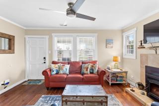 CB Sunshine Cottage - 8