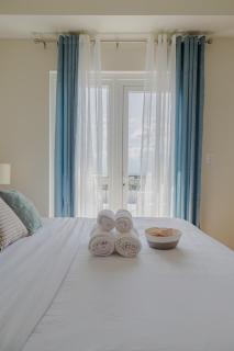 2 BR 5 pax Spacious Elegant Condo in Saint Dominique, Megaworld, Iloilo City - Città di Iloilo - 4