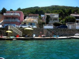 Apartment Seafront - Grebaštica - 0