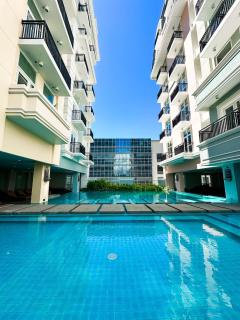 2 BR 5 pax Spacious Elegant Condo in Saint Dominique, Megaworld, Iloilo City - Città di Iloilo - 7