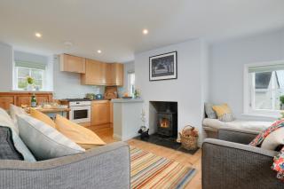 Corner Cottage - 8