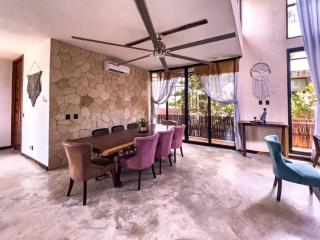 Luxury paradise penthouse with private pool - 9