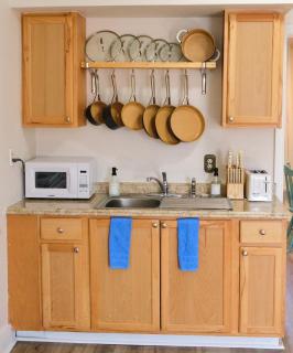Comfortable One Bedroom Apartment - Walk to the Beach! - Jacksonville Beach - 5