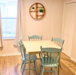 Comfortable One Bedroom Apartment - Walk to the Beach! - Jacksonville Beach - 4