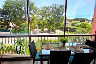 Renovated apartment with balcony and modern style - Saint-Mandrier-sur-Mer - 0