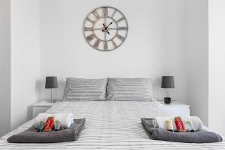 Spacious 7 Bed- High Street Location - Londra - 3