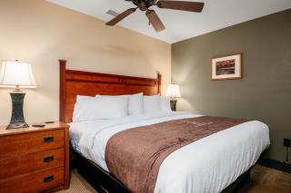 Tamarack Lodge - Traverse City - 2