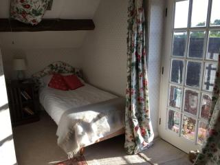 Cottage barn conversion on working farm - 6