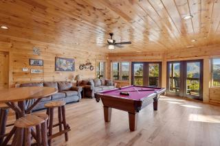 GSMNP entrance only 4 miles away Stunning panoramic views Dog-Friendly Seasonal Pool Access - Sevierville - 5