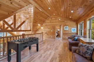 GSMNP entrance only 4 miles away Stunning panoramic views Dog-Friendly Seasonal Pool Access - Sevierville - 3