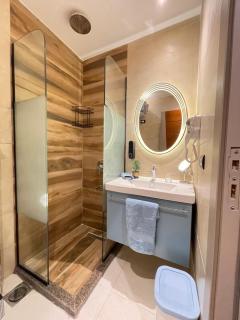 Luxury Studio House Suite 1200-6 - 3