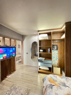 Luxury Studio House Suite 1200-6 - 2