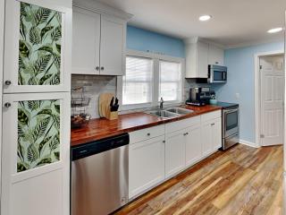 East Coast Kuuipos Cottage - Carolina Beach - 6
