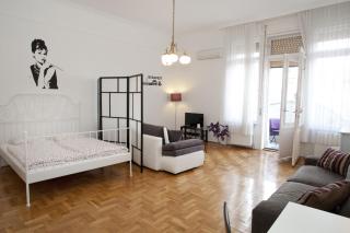 Alice Apartment - Budapeste - 8