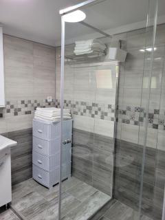 Two-bedrooms apt - 9