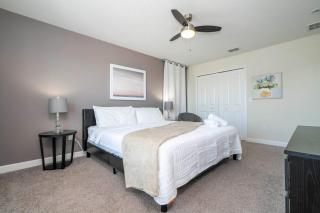 Premium 6BR home w/Pool-BBQ just 10min to Disney - Kissimmee - 4