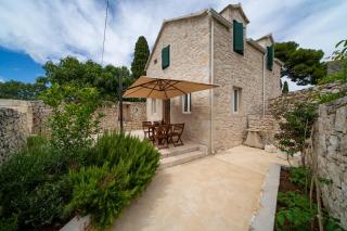 Heritage Island Escape - Casa Bola- Boutique Retreat - Donji Humac - 9