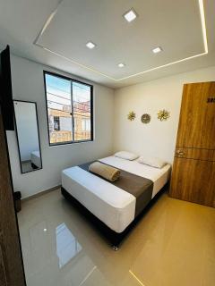 Aero Hotel Boutique - 0