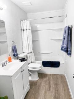 Central Casa Grande 2 BR Apt, 3 Beds with Backyard - Casa Grande - 2